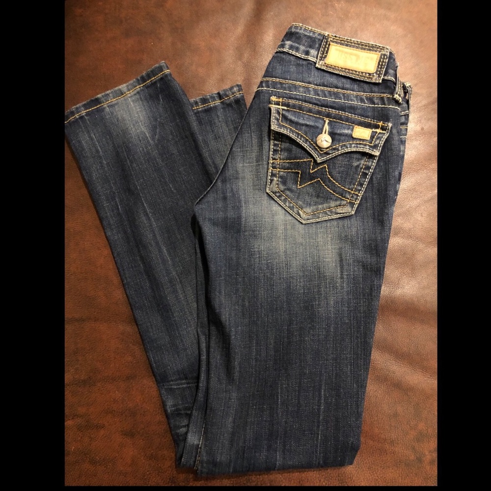 Miss Me Jeans Irene Straight Style